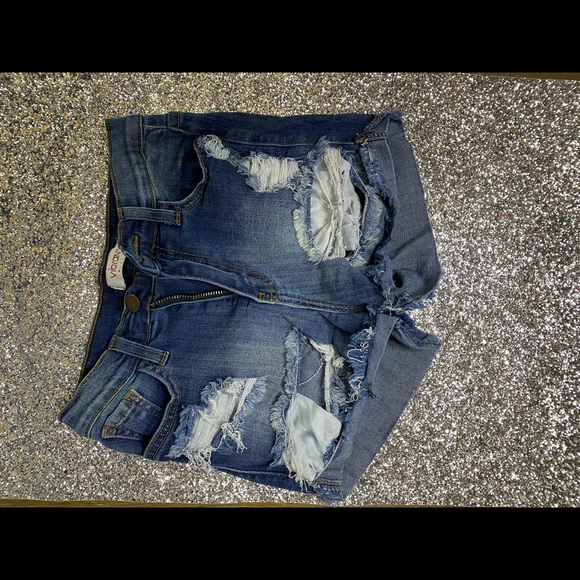Jean Shorts - Picture 1 of 3